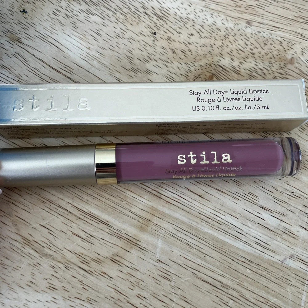 New In box patina Stila Cosmetics Stay All Day Liquid Lipstick FULL SIZE‎